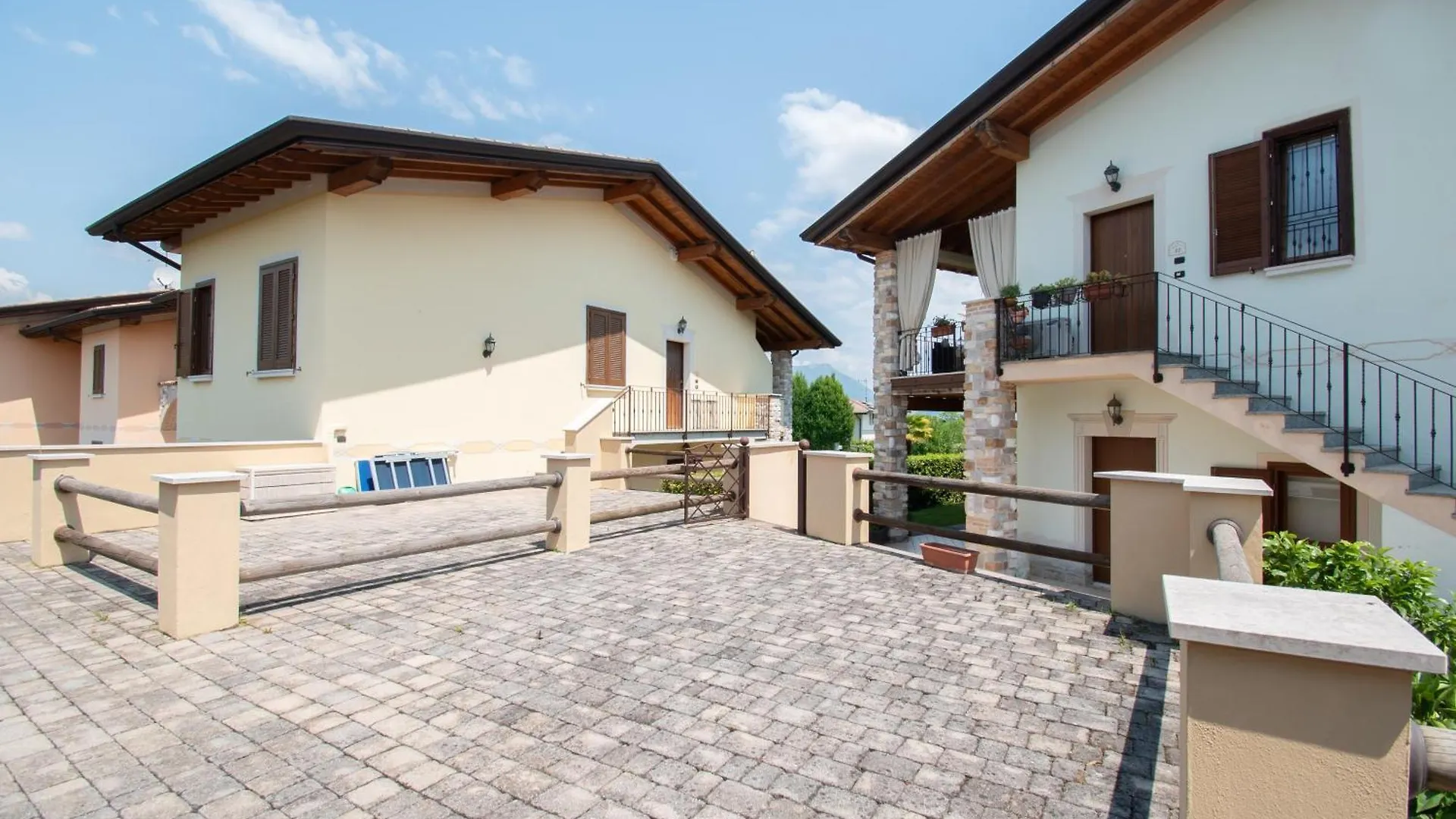 Tavaredo House Polpenazze del Garda Apartment